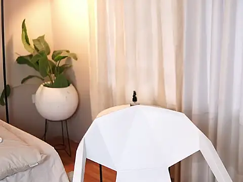 Thiago Valente online show from 10-17-25, 12:52