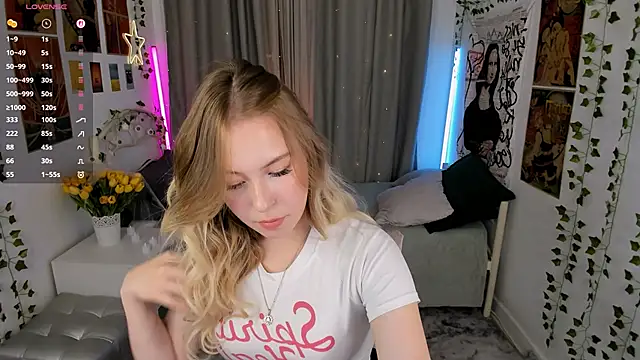 LanaRoselle online show from 10-24-25, 09:22