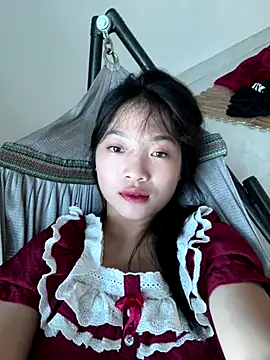 Snapshot of Phayphay77 chatting on 10-12-25, 01:59 Phayphay77 online show from 10-12-25, 01:59