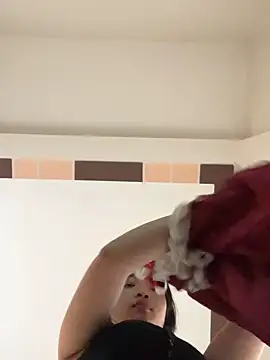 Snapshot of Phayphay77 chatting on 10-19-25, 01:28 Phayphay77 online show from 10-19-25, 01:28