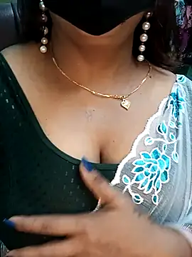 Snapshot of Bhanu-Sharma chatting on 11-07-25, 03:06 Bhanu-Sharma online show from 11-07-25, 03:06