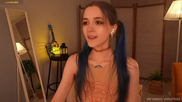 violetesa online show from 10-24-25, 11:06