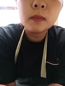 Snapshot of kute_sex chatting on 09-16-25, 03:07 kute sex online show from 09-16-25, 03:07