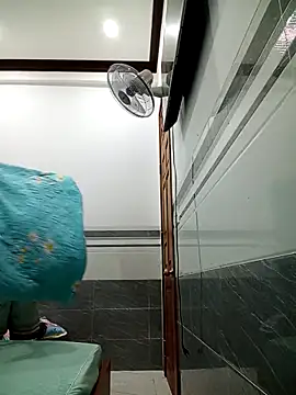 Snapshot of kute_sex chatting on 09-26-25, 01:31 kute sex online show from 09-26-25, 01:31