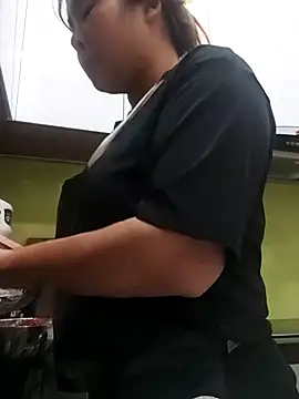 Snapshot of kute_sex chatting on 09-28-25, 12:10 kute sex online show from 09-28-25, 12:10