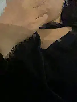 xiao-mo520 online show from 12-05-25, 12:36