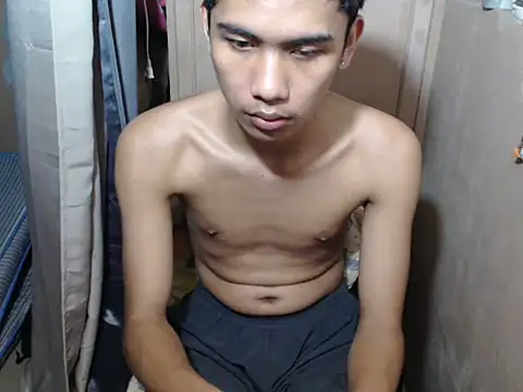 Snapshot of Demure_Asian143 chatting on 06-18-26, 09:14 Demure Asian143 online show from 06-18-26, 09:14
