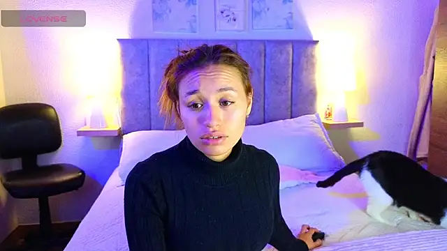 Snapshot of juliana-mancini chatting on 11-05-25, 06:19 juliana-mancini online show from 11-05-25, 06:19