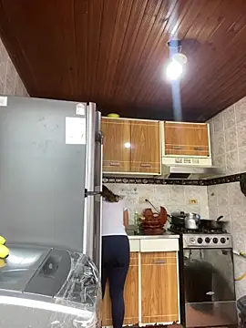 Snapshot of juliana-mancini chatting on 11-21-25, 05:22 juliana-mancini online show from 11-21-25, 05:22