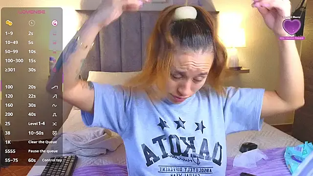 Snapshot of juliana-mancini chatting on 12-03-25, 05:22 juliana-mancini online show from 12-03-25, 05:22