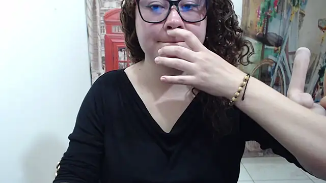 greeneyes nurse online show from 12-18-25, 06:25