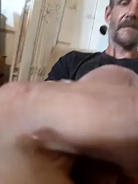 Hungwell1515 online show from 09-17-25, 02:30