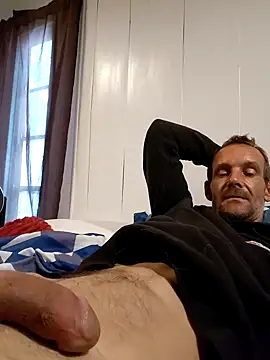 Hungwell1515 online show from 11-24-25, 02:39