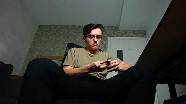 FelixStarkk online show from 10-24-25, 04:20