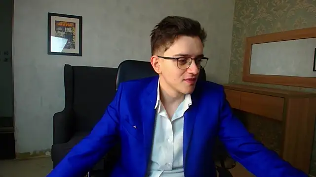 FelixStarkk online show from 12-21-25, 05:36