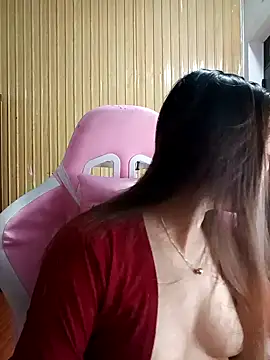 Snapshot of Na_na90 chatting on 09-15-25, 01:16 Na na90 online show from 09-15-25, 01:16