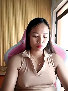 Snapshot of Na_na90 chatting on 10-05-25, 12:31 Na na90 online show from 10-05-25, 12:31