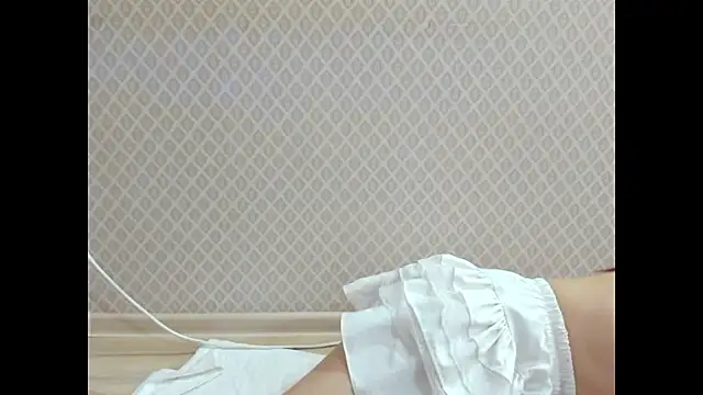 Snapshot of _Venesa_ chatting on 10-26-25, 06:36 Venesa online show from 10-26-25, 06:36