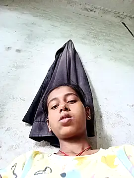 Snapshot of Saniye-143 chatting on 09-12-25, 04:34 Saniye-143 online show from 09-12-25, 04:34