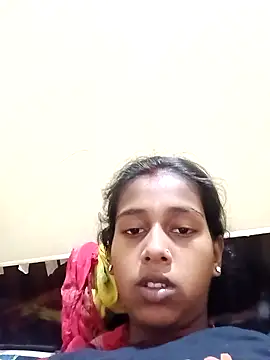 Snapshot of Saniye-143 chatting on 09-21-25, 04:41 Saniye-143 online show from 09-21-25, 04:41