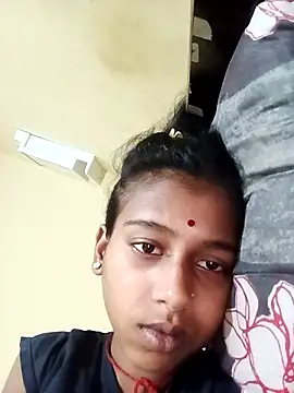 Snapshot of Saniye-143 chatting on 09-25-25, 05:55 Saniye-143 online show from 09-25-25, 05:55