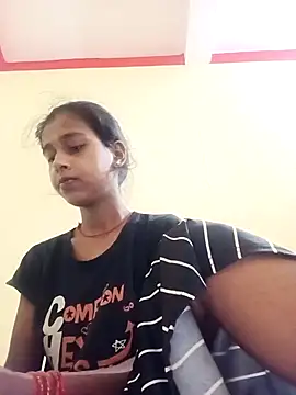 Snapshot of Saniye-143 chatting on 10-03-25, 03:25 Saniye-143 online show from 10-03-25, 03:25