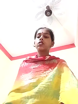 Snapshot of Saniye-143 chatting on 10-08-25, 05:21 Saniye-143 online show from 10-08-25, 05:21