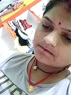 Snapshot of Hot_mirchjii chatting on 09-13-25, 10:31 Hot mirchjii online show from 09-13-25, 10:31