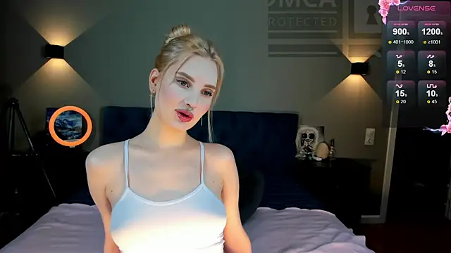 Snapshot of linda_ada chatting on 10-08-25, 07:33 linda ada online show from 10-08-25, 07:33