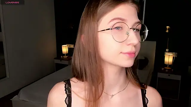 Snapshot of EditaBand chatting on 11-06-25, 07:48 EditaBand online show from 11-06-25, 07:48