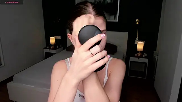 Snapshot of EditaBand chatting on 11-13-25, 07:24 EditaBand online show from 11-13-25, 07:24