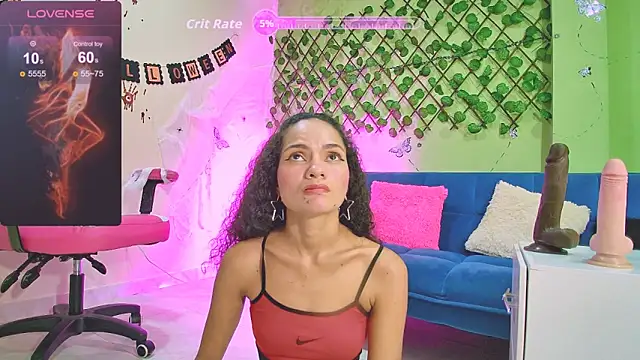 Karen Ariass online show from 10-27-25, 01:59