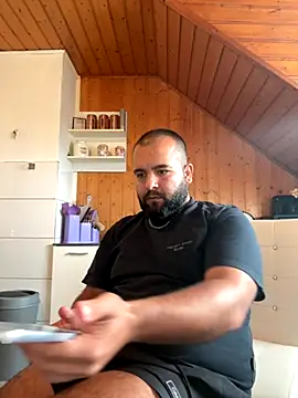 Snapshot of german_turk chatting on 09-13-25, 08:25 german turk online show from 09-13-25, 08:25