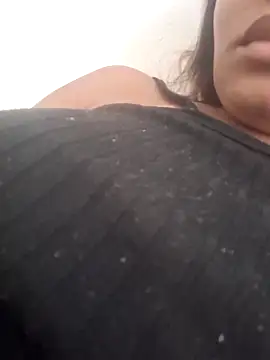 jujuhpimenta online show from 09-16-25, 03:35