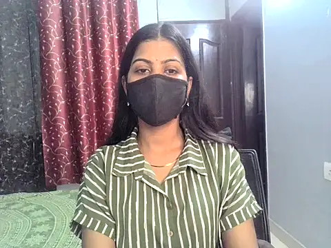 Snapshot of Meri_Cutie_Pie chatting on 11-17-25, 12:44 Meri Cutie Pie online show from 11-17-25, 12:44