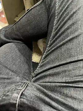 Snapshot of Ersin_meral chatting on 09-29-25, 10:09 Ersin meral online show from 09-29-25, 10:09