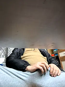 Snapshot of Ersin_meral chatting on 02-17-26, 07:16 Ersin meral online show from 02-17-26, 07:16