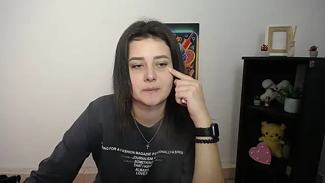 Katrin kiss  online show from 09-12-25, 12:38