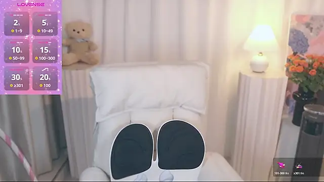 Snapshot of Seven-76 chatting on 11-16-25, 03:28 Seven-76 online show from 11-16-25, 03:28