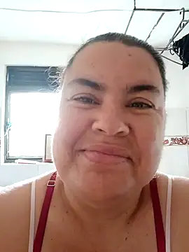 Snapshot of yaneth_ chatting on 09-25-25, 01:26 yaneth online show from 09-25-25, 01:26