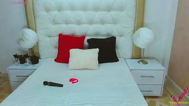 WildScarlet online show from 02-06-25, 01:21