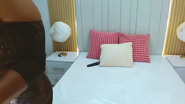 WildScarlet online show from 09-15-25, 01:33