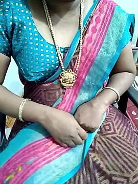 Snapshot of lolida69thamil chatting on 09-09-25, 04:34 lolida69thamil online show from 09-09-25, 04:34