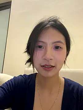 Snapshot of Lil-Gi chatting on 09-16-25, 03:02 Lil-Gi online show from 09-16-25, 03:02