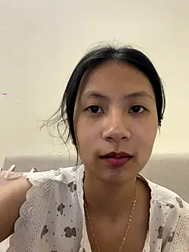 Snapshot of Lil-Gi chatting on 10-22-25, 03:45 Lil-Gi online show from 10-22-25, 03:45