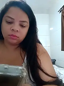 Snapshot of NALLANDA chatting on 09-15-25, 10:37 NALLANDA online show from 09-15-25, 10:37