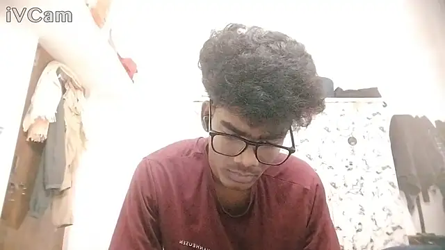 Snapshot of Rahulisagoodguy chatting on 09-10-25, 10:15 Rahulisagoodguy online show from 09-10-25, 10:15