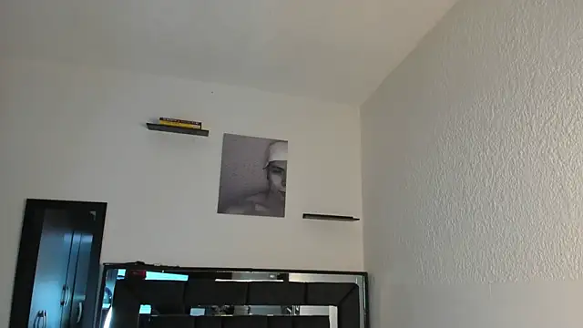 Snapshot of Thiago_Divine_ chatting on 09-11-25, 01:11 Thiago Divine online show from 09-11-25, 01:11