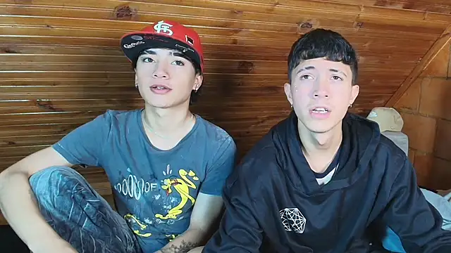 Snapshot of Thiago_Divine_ chatting on 11-03-25, 08:32 Thiago Divine online show from 11-03-25, 08:32