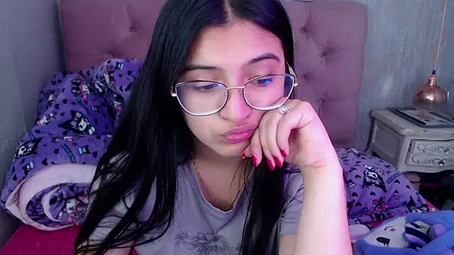 laurenelove online show from 10-07-25, 02:42